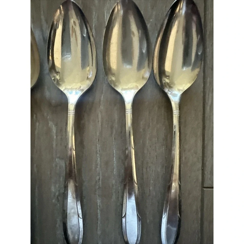 Set of 5 Vintage Oneida Nobility Plate‎ Silverplate Reverie Oval Place Spoons